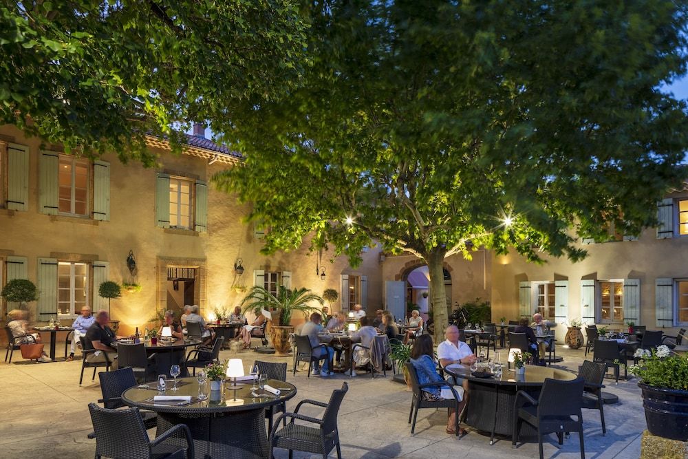 Le Pré du Moulin - Maison Alonso - Hôtel Restaurant 3 estrelas em Sérignan-du-Comtat