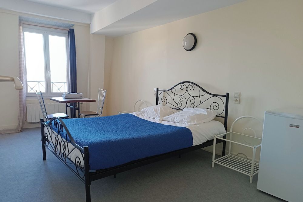 Hotel Le Fontenoy -1 estrelas em Provins