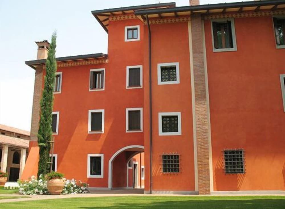 Villa Chiopris -1 estrelas em Chiópris-Viscone