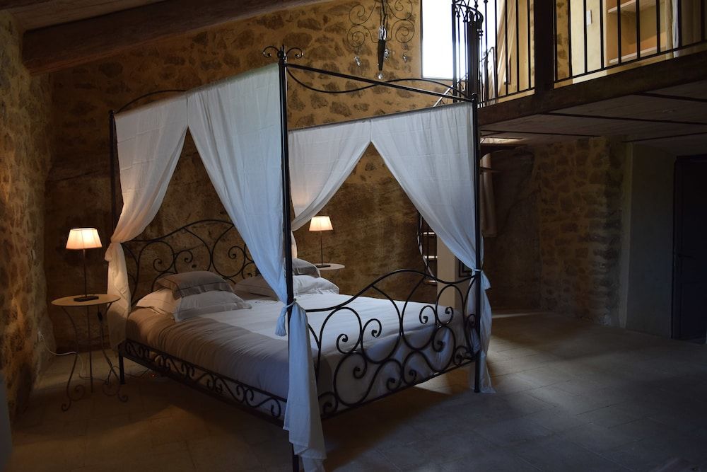 B&B Le Clos Saint Saourde 3