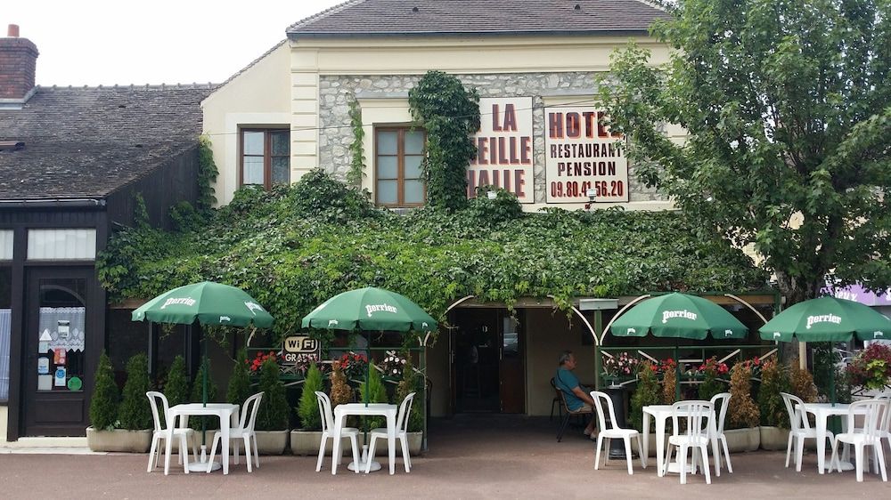 A La Vieille Halle -1 estrelas em Souppes-sur-Loing