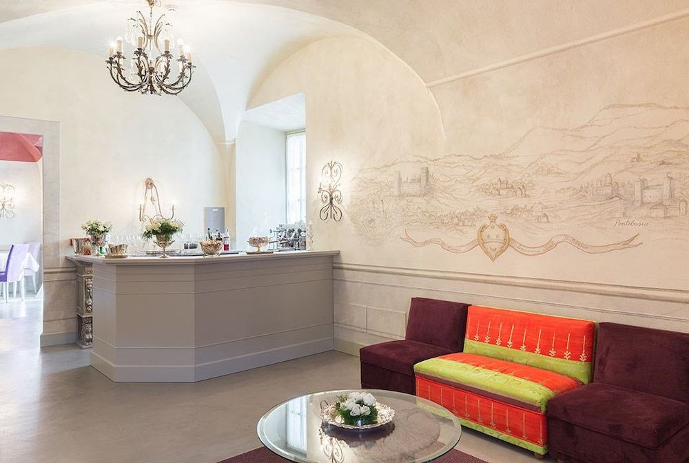 Castello di Pontebosio Luxury Resort 3