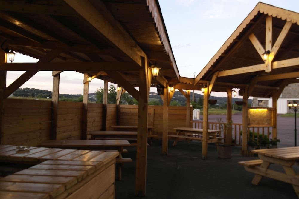 Les Closeaux Phil -1 estrelas em Mortain