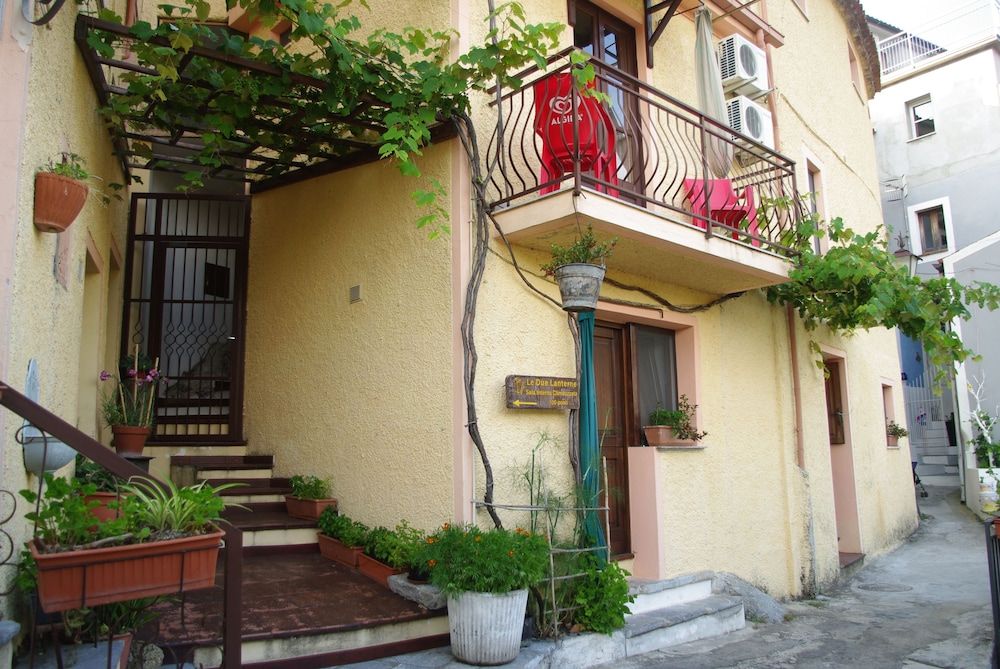 B&B Le Due Lanterne 3 estrellas en Aieta