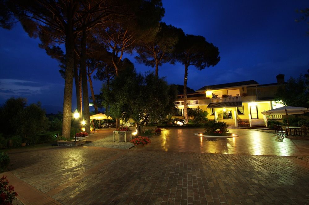 La Villa Del Colle 3 estrelas em Monte San Giovanni Campano