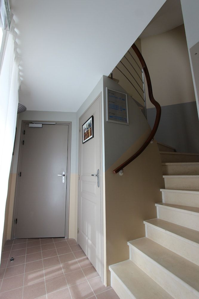 Residence Hoteliere Sarah Bernard 2