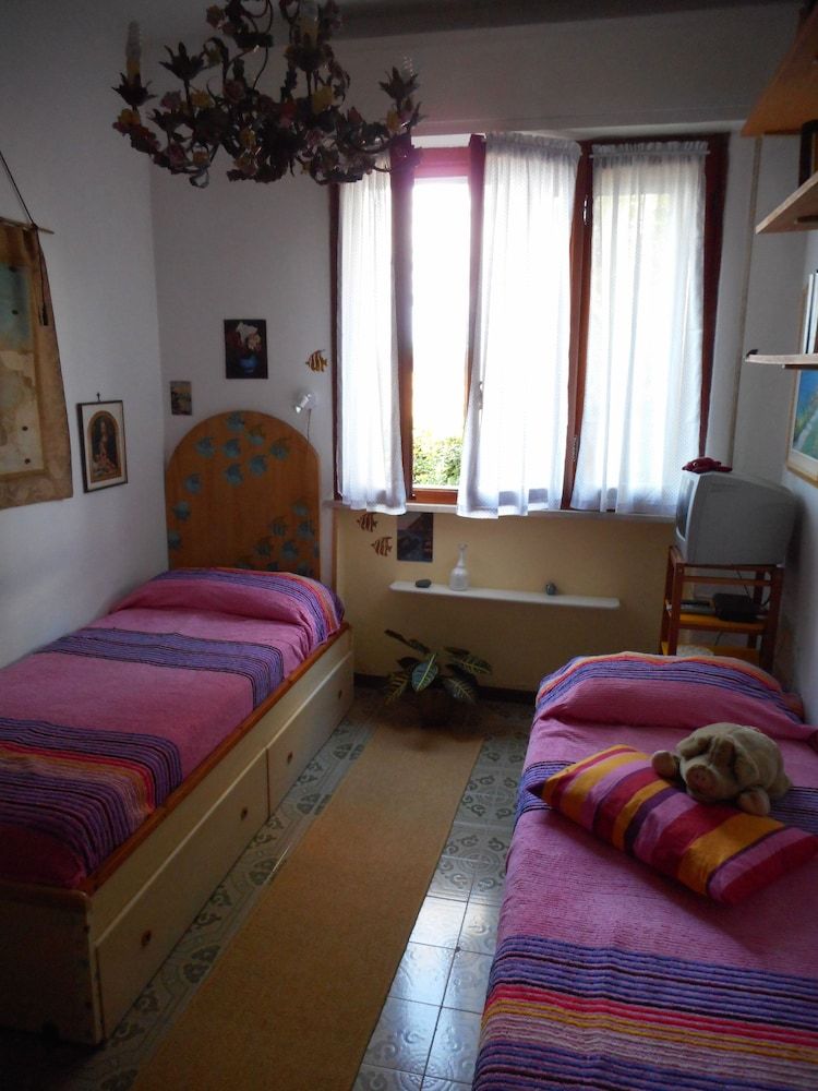 Maison De Dora B&B 3