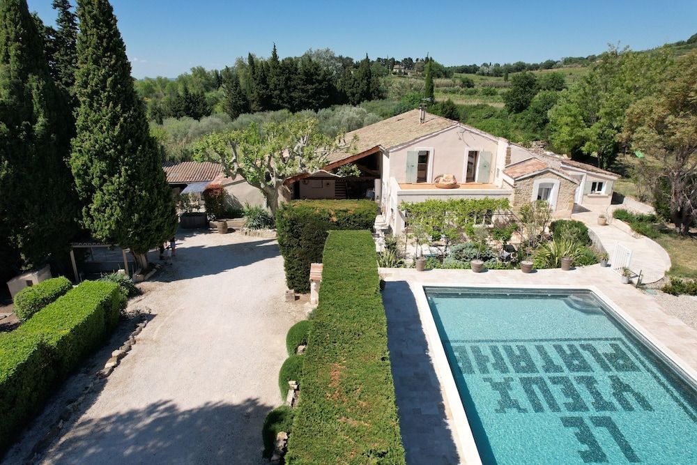 Le Vieux Platane -1 estrelas em Cairanne