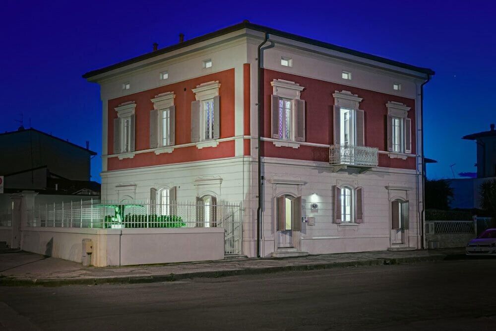 Villino Ermione -1 étoiles à Marina di Pisa