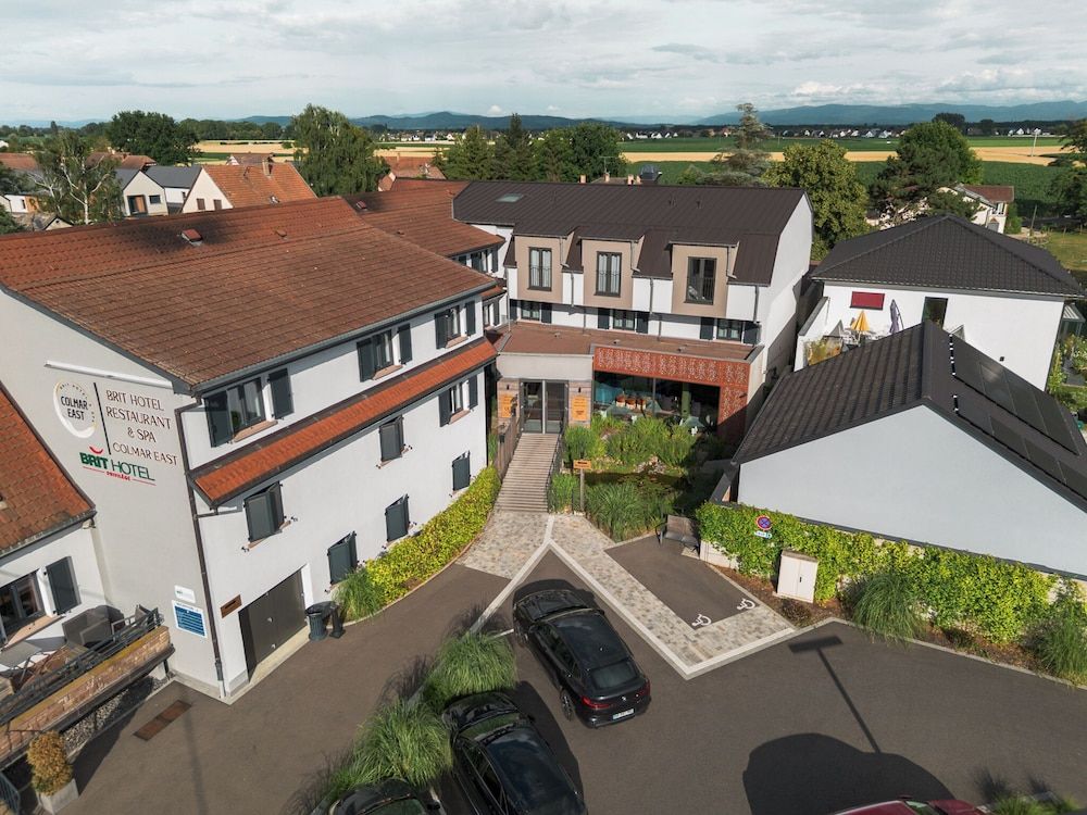Brit Hotel et Spa COLMAR EAST 3 estrelas em Bischwihr