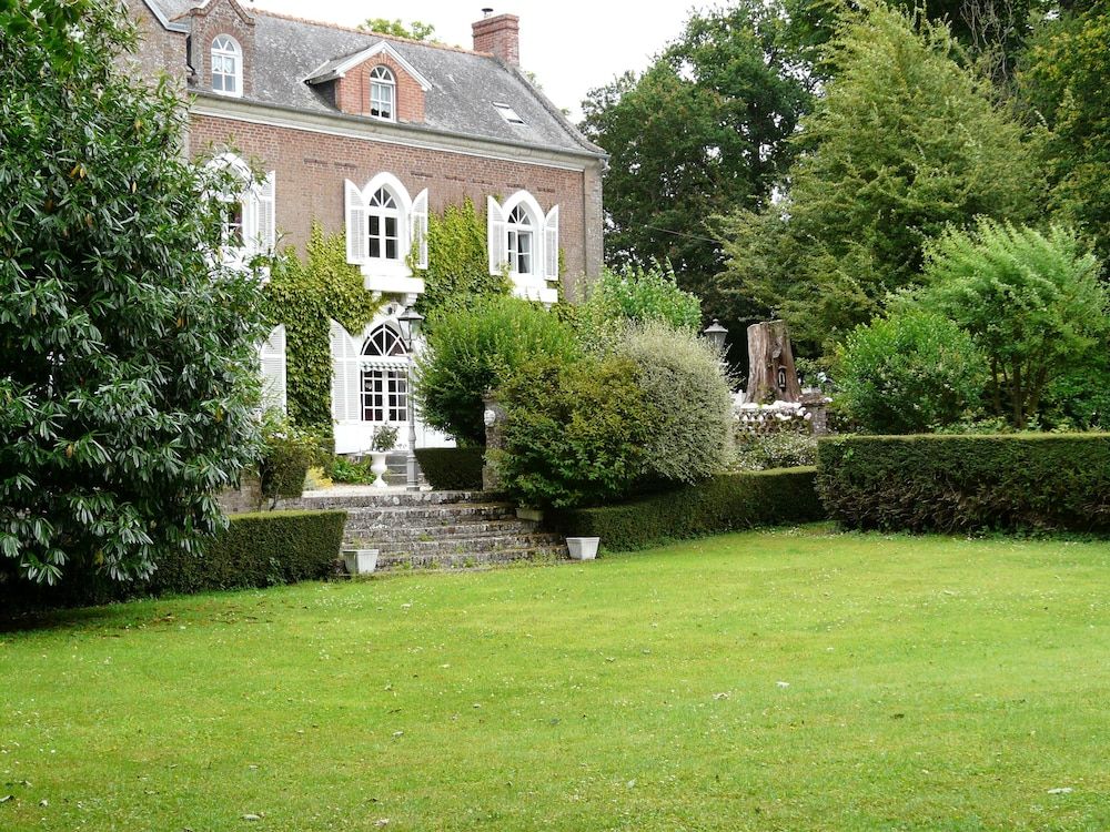 Chambres d'hôtes du Manoir de Blanche Roche -1 étoiles à Saint-Jouan-des-Guérets
