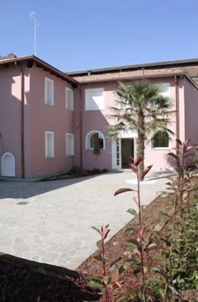 Ai Dogi 3 estrelas em Palmanova