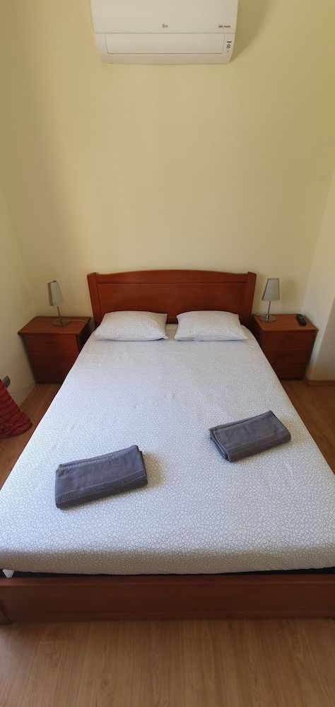 Margarida Guest House -1 estrelas em Almada