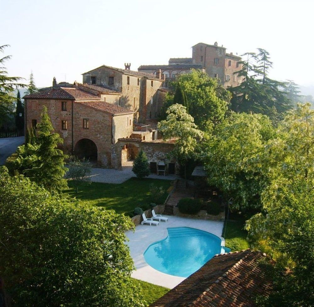 Borgo La Grancia -1 estrelas em Montisi