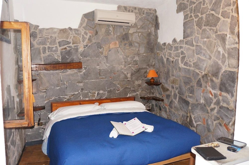 Camere Giuliano Basso -1 estrelas em Vernazza