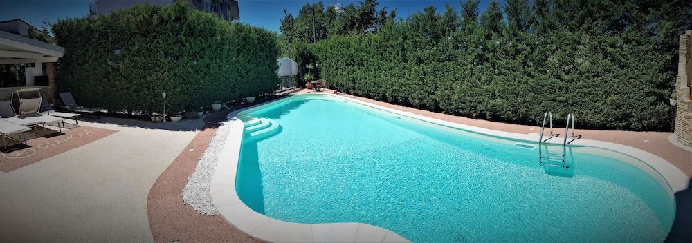 Glamour Bed And Breakfast -1 estrelas em Montalto Uffugo