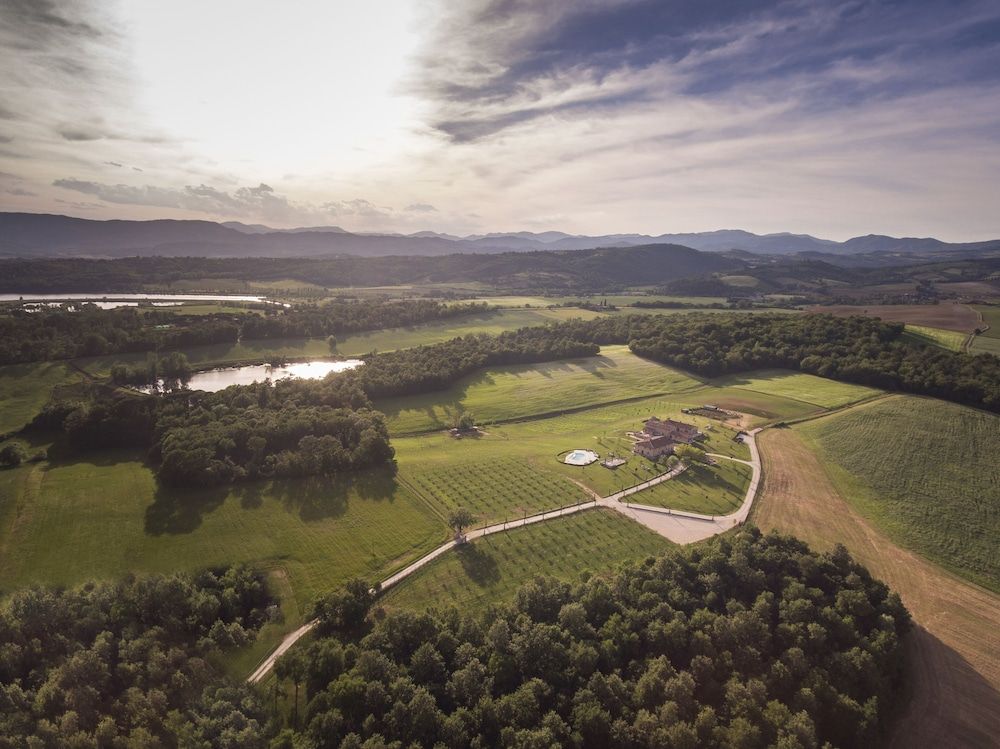 Tenuta Le Tre Virtù -1 estrelas em Scarperia