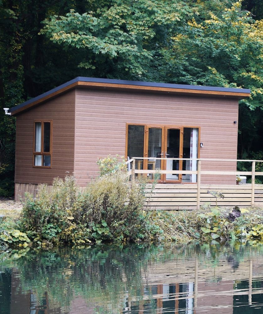 Herons Lake Retreat 2