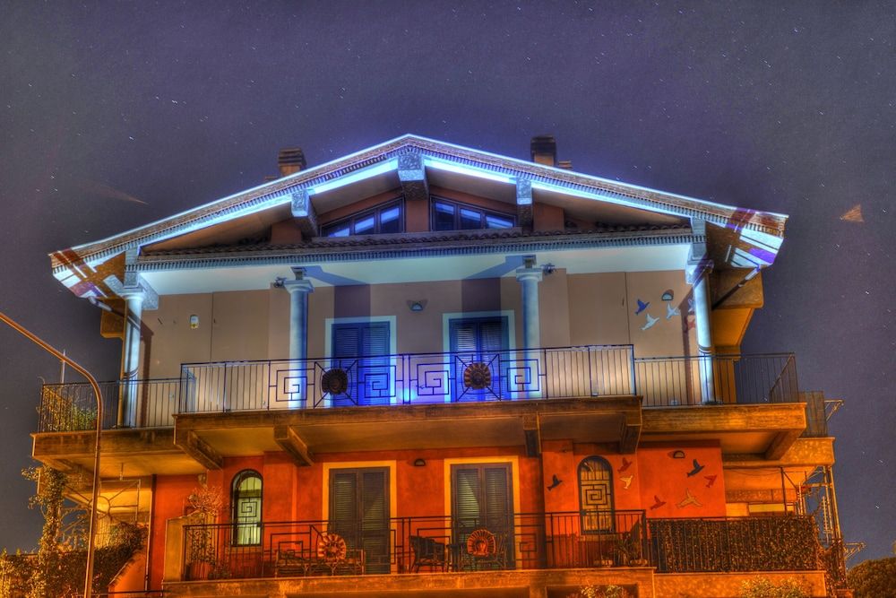 B&B Qui Dormì L'Etrusco -1 estrelas em Canino