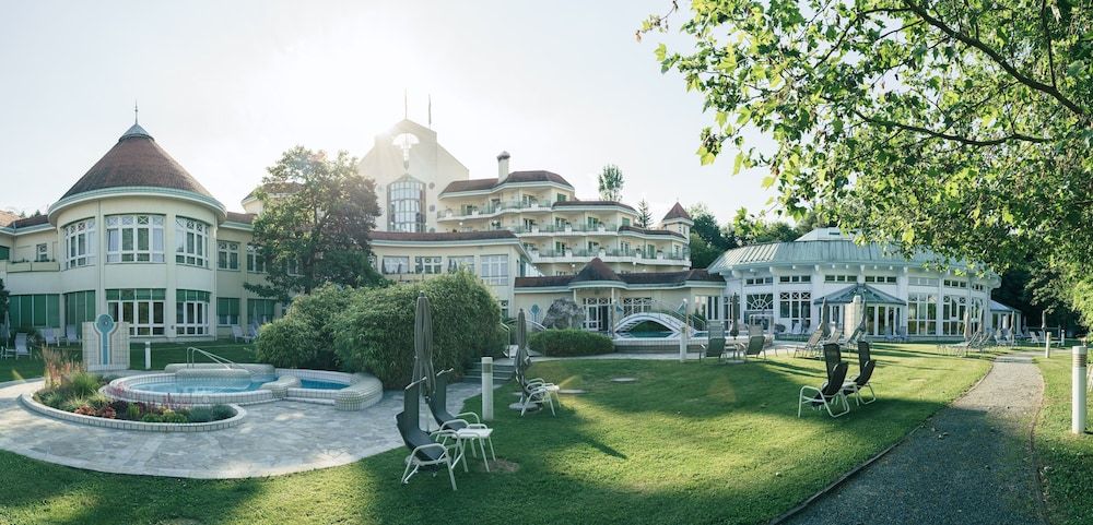 Reduce Hotel Thermal 4 estrelas em Bad Tatzmannsdorf