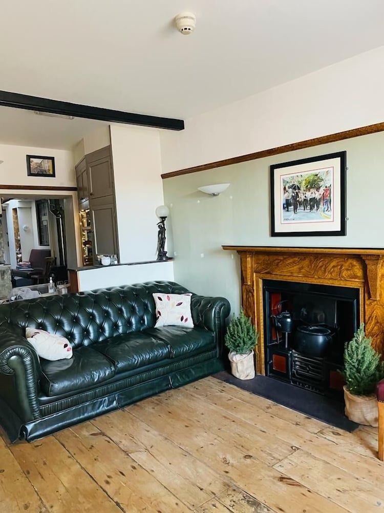 Arosfa Harbourside Guest House 2