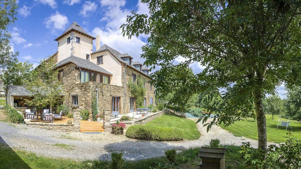 L'Ecrin Du Ségala B&B -1 estrelas em Tauriac-de-Naucelle