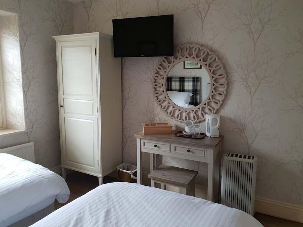 Queen Catherine Hotel 3