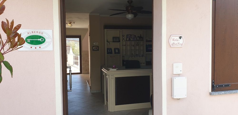 Relais Black Horse 3