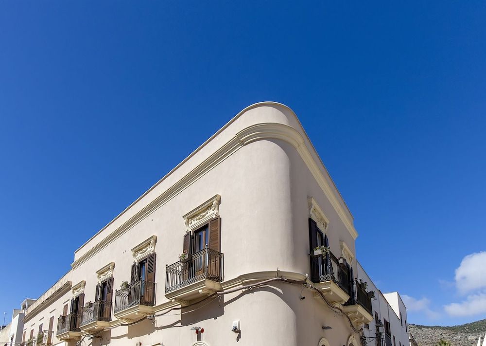 Dimora La Torre -1 étoiles à Favignana