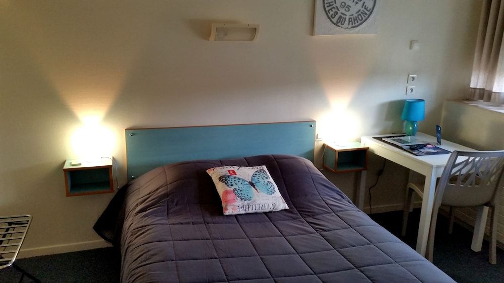 Logis Hotel La Promenade 3