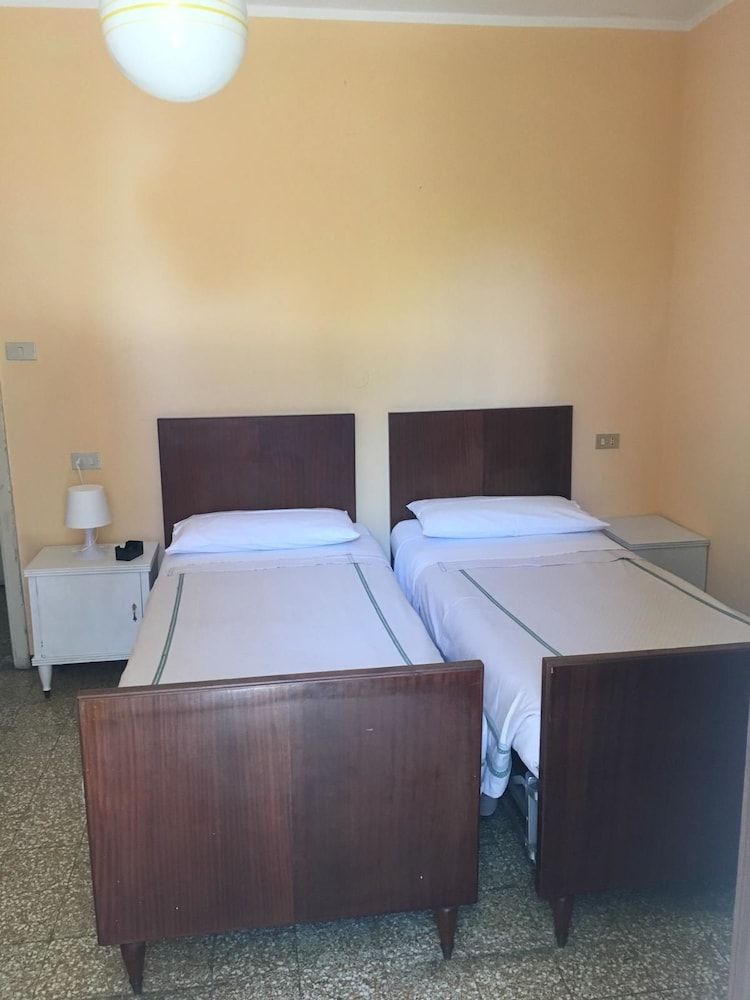 Albergo Plaza Tornolo 3