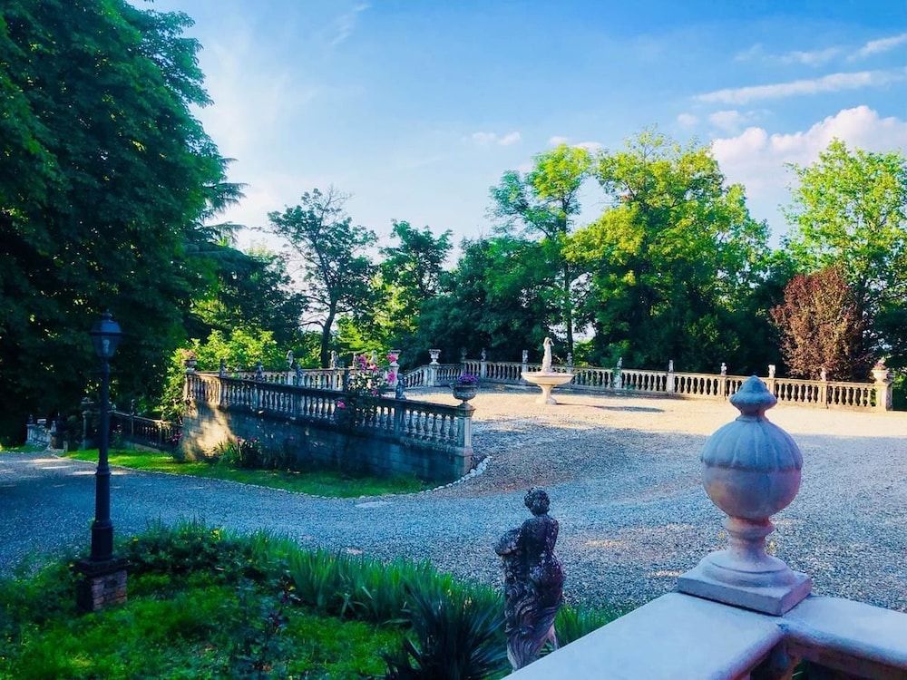 Charme of Villa Capannina -1 estrelas em Novi Ligure