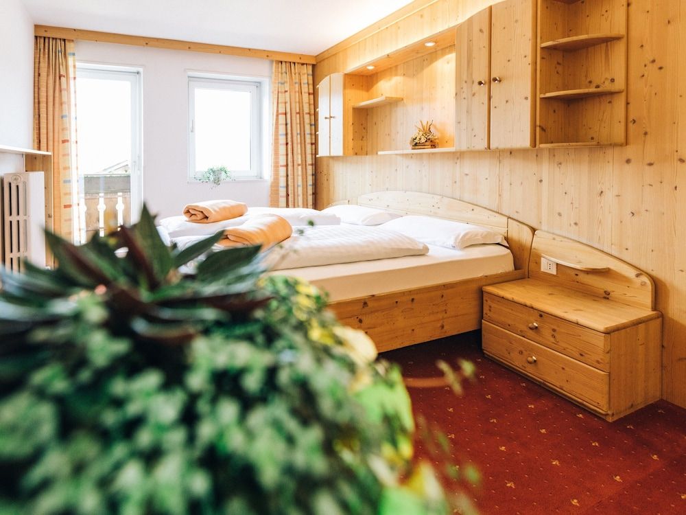 Hotel Schönwies -1 estrelas em Trodena