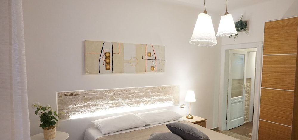 Dimora Elizabeth II -1 estrelas em Modugno