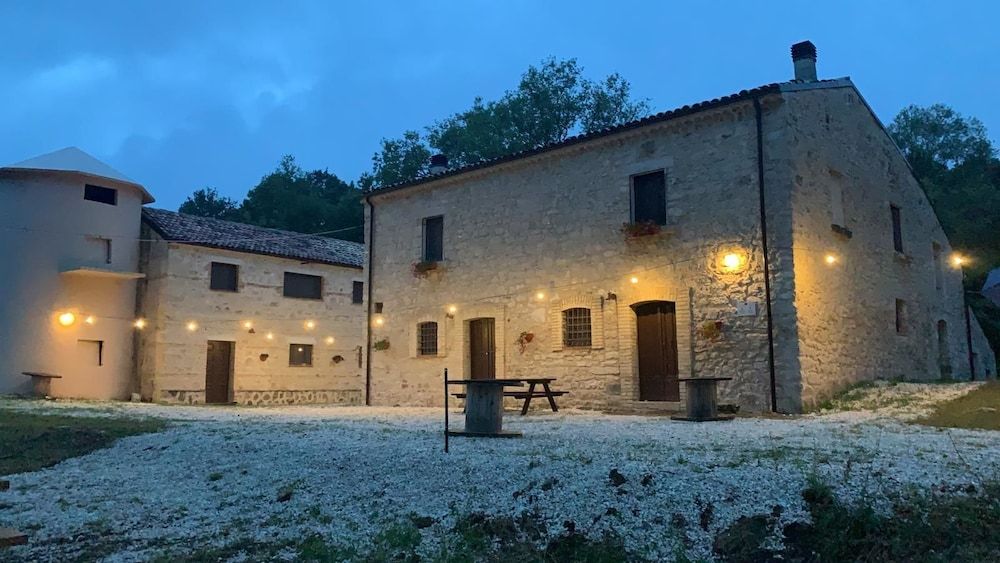 Dimora Barbolani -1 estrelas em Lettopalena