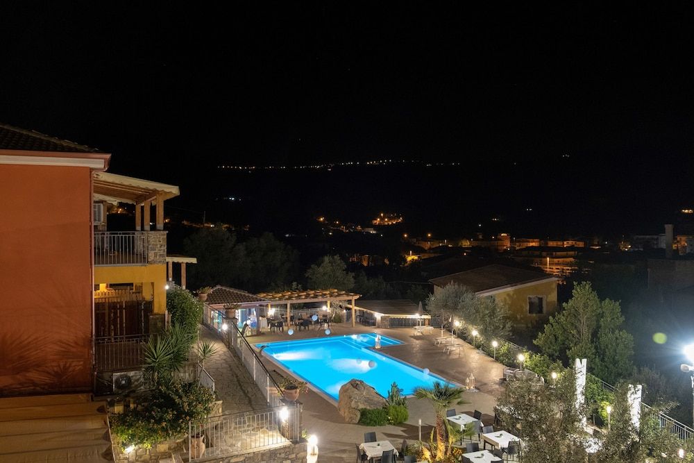 Residence Cilento Holiday Village -1 estrelas em Montecorice