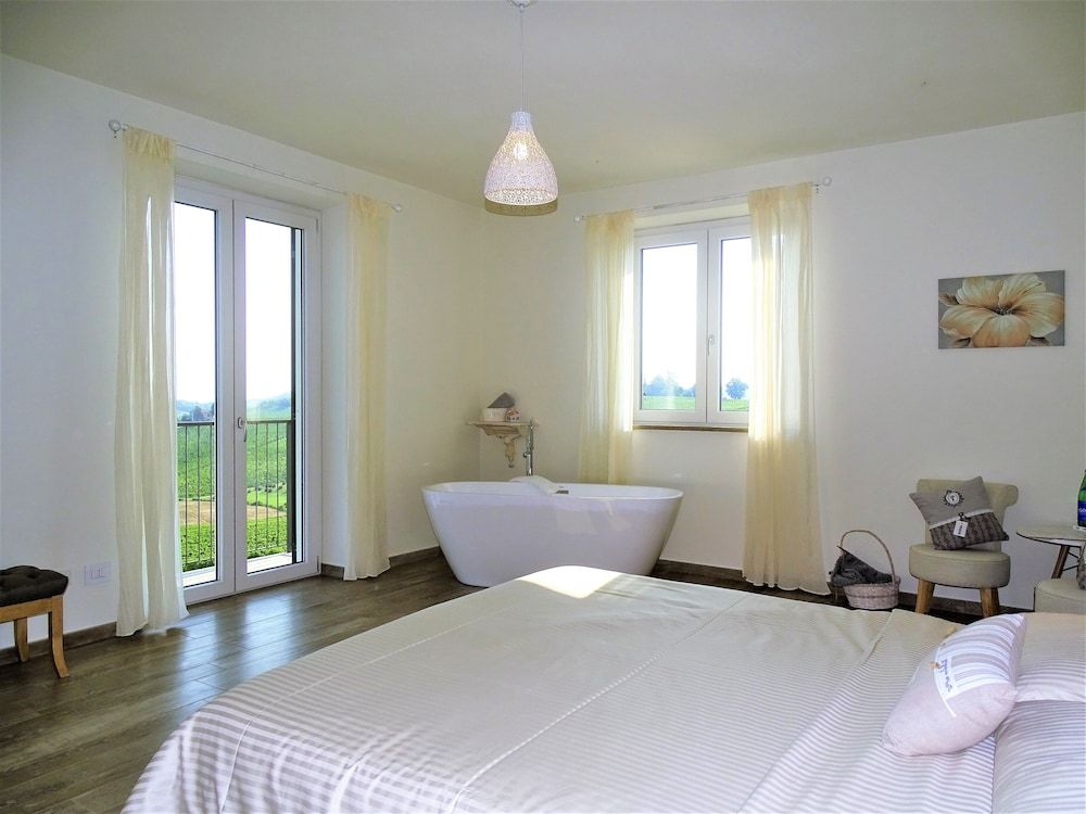 Al Tirabusòn Countryhouse 2