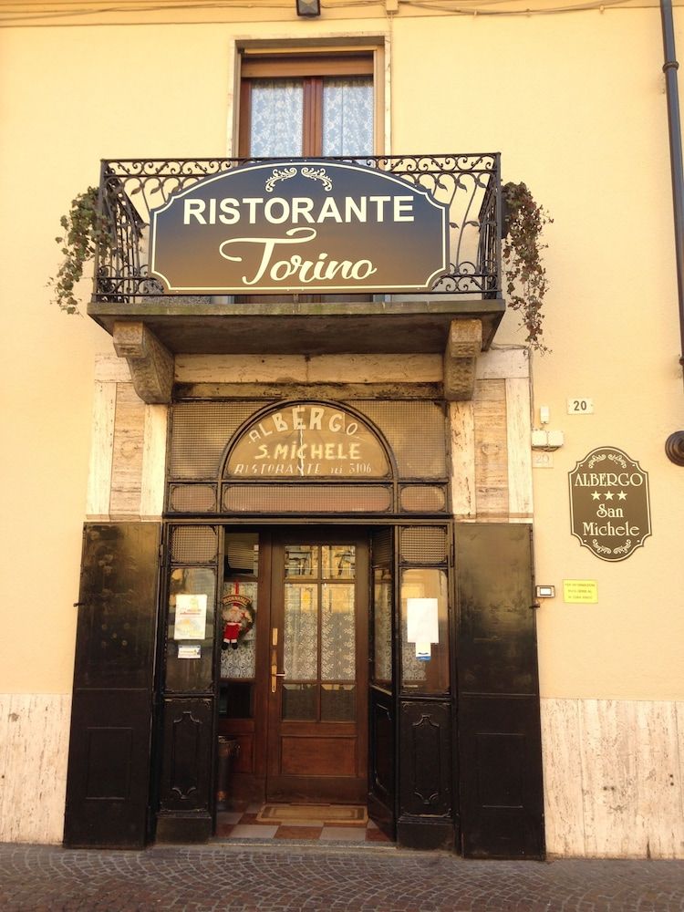 Albergo San Michele Ristorante Torino 3 estrelas em Mortara