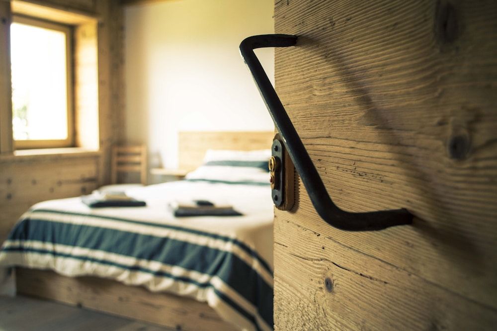 Casa Ekharle - Guesthouse -1 estrelas em Rotzo