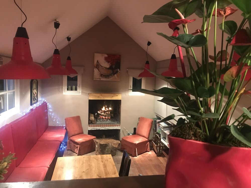 Maison d'hoursentut 2