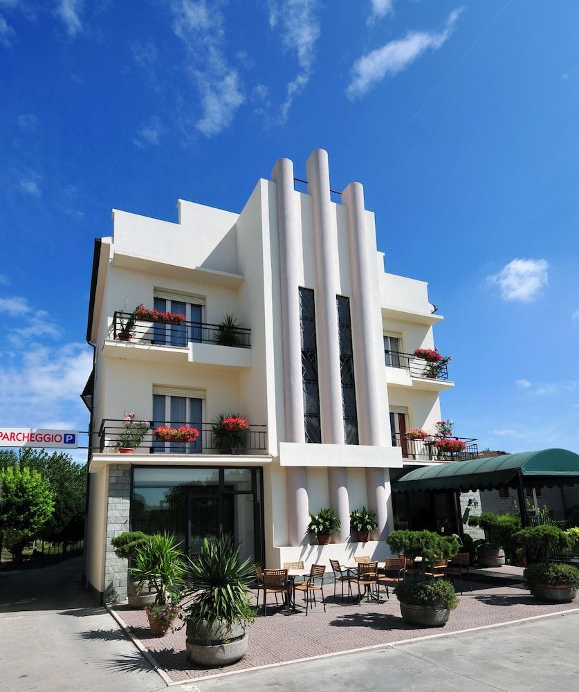 Hotel Passacor -1 estrelas em Sermide