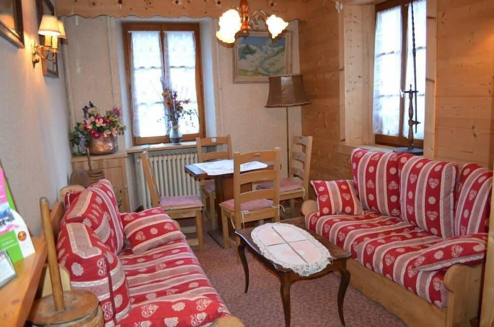 Hotel Les Touristes 2 estrelas em Abondance