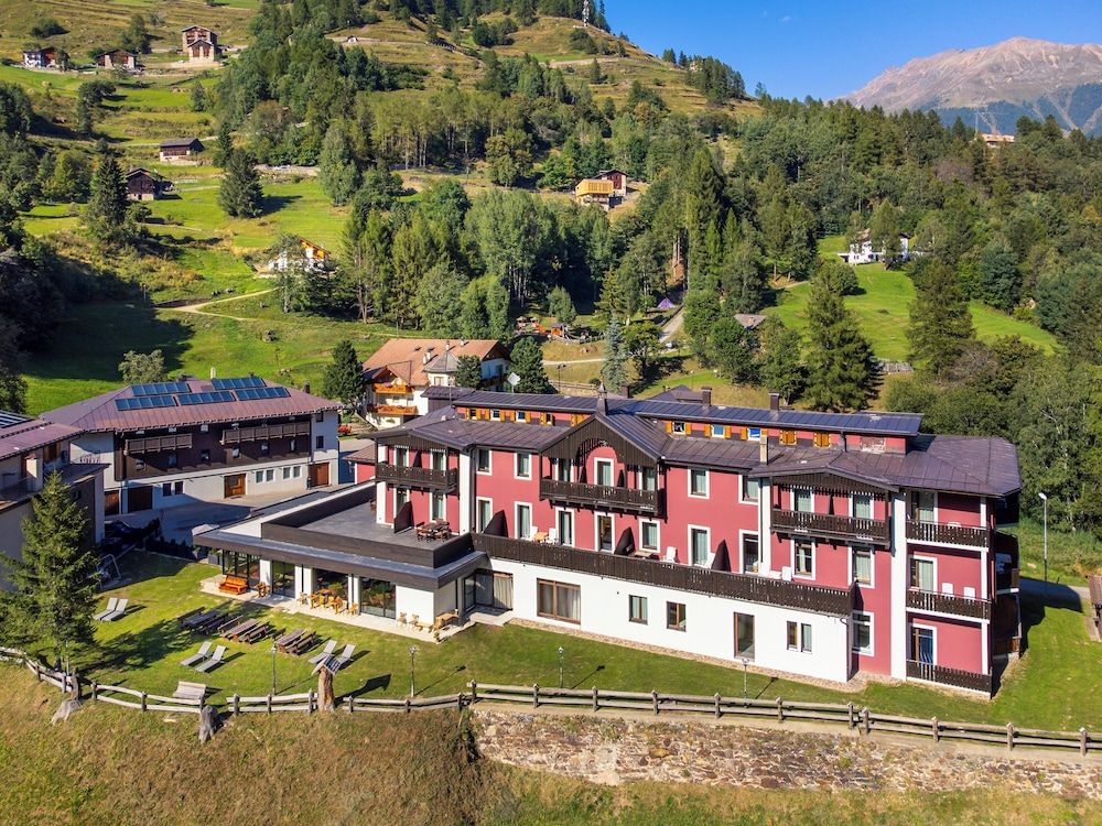 Hotel Vioz - Family Hotel & Apartments -1 estrelas em Peio Fonti