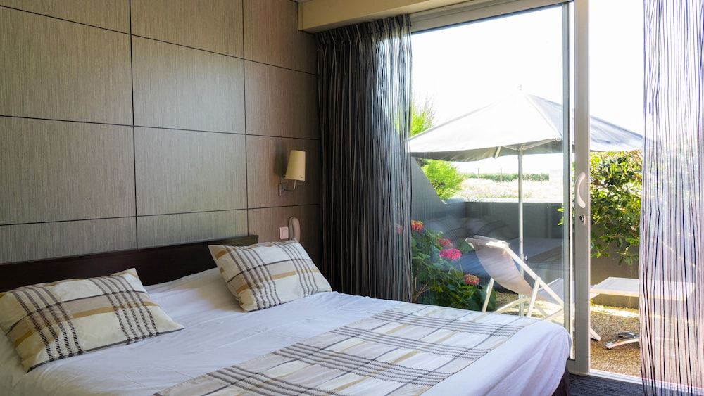 Hôtellerie des Brisants 2