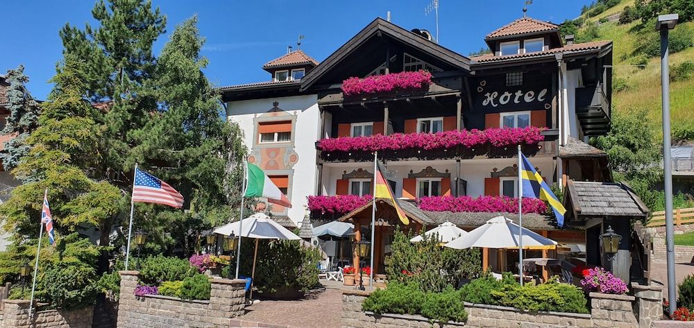 Villa Martha Vintage Hotel B&B 3 estrelas em Santa Cristina Valgardena