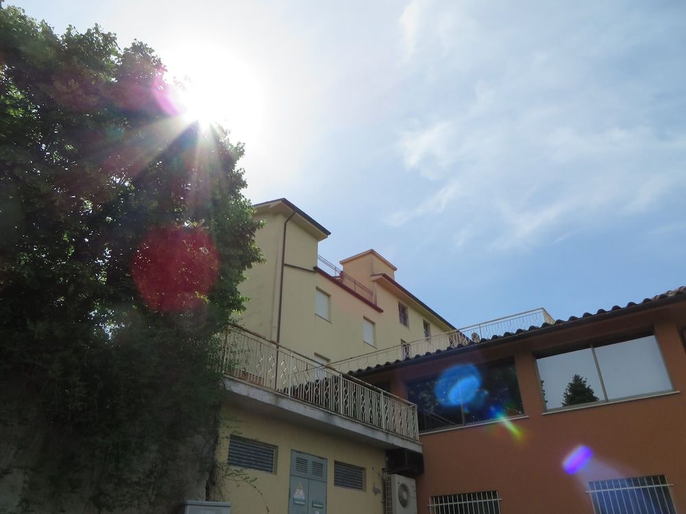 Settecolli Sport Hostel - Double Room 109 -1 estrelas em Filottrano