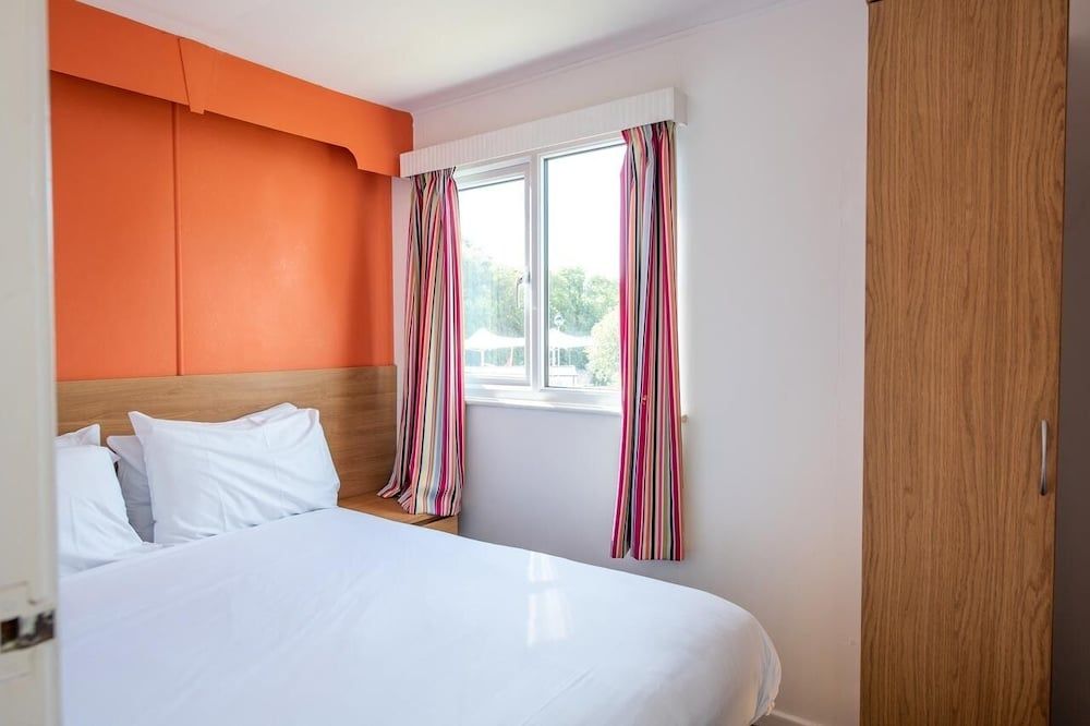 Whitecliff Bay Holiday Park 2