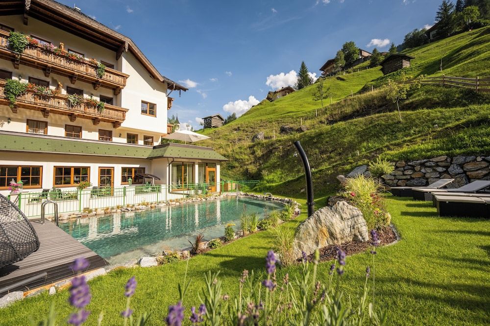 Naturhotel Huettenwirt 4 estrelas em Hüttschlag