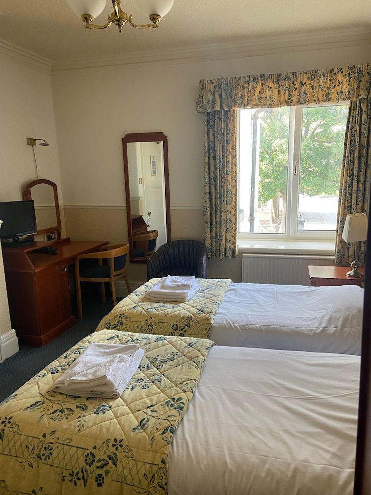 The Clarkes Hotel 3