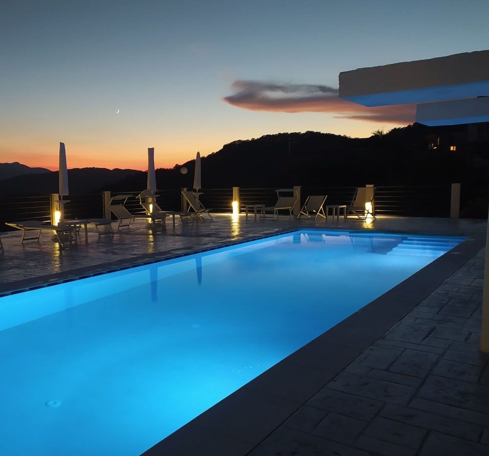 Tenuta Vallina -1 estrelas em Tortorella